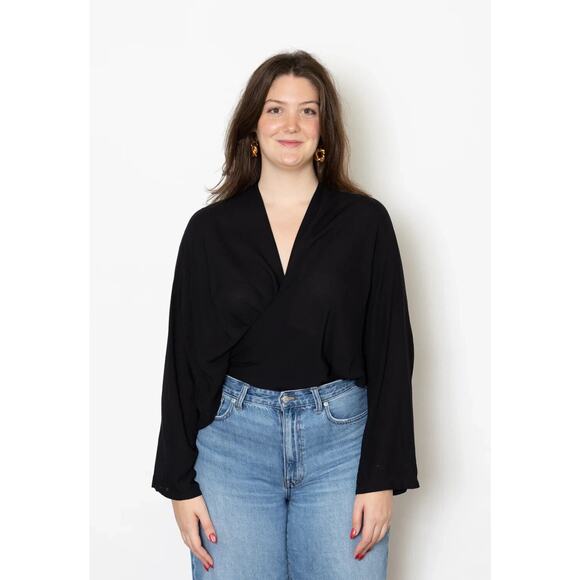 GOOD COMPANY The Wrapper Top Lagenlook Tie-Front Blouse in White - Picture 3 of 12